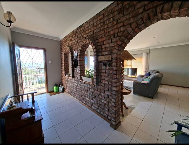 4 BEDROOM HOUSE FOR SALE IN FAIRBRIDGE HEIGHTS